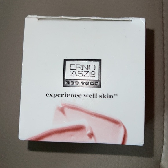 ERNO LASZLO Hydra-Therapy Memory Sleep Mask - Picture 7 of 8